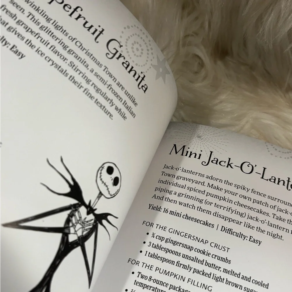 The Nightmare Before Christmas: The Official Cookbook & Entertaining Guide